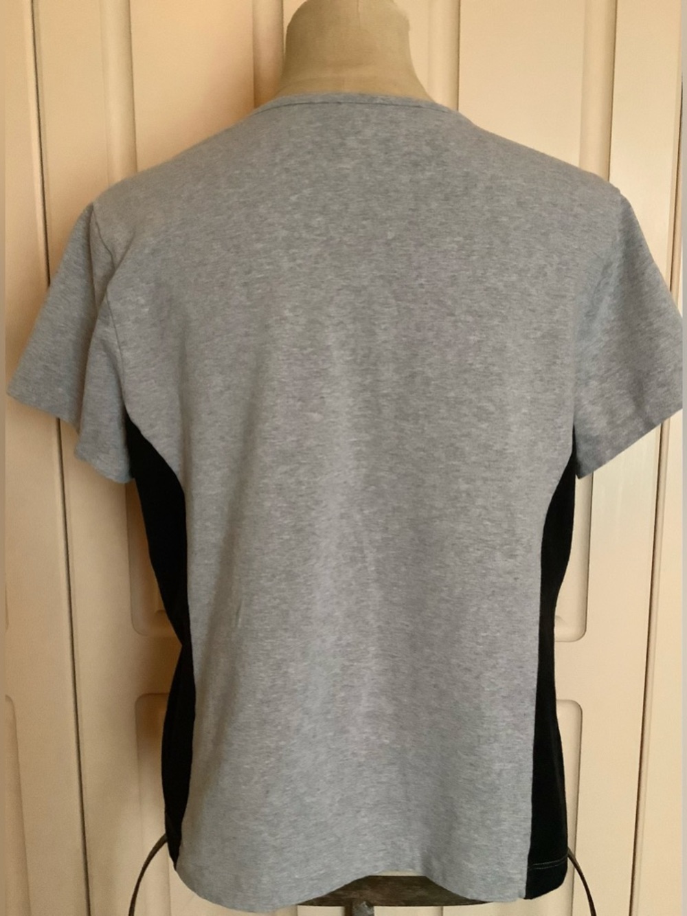 L.L. Bean Shirt Top-Gray with Black Panels-Round Neck-Cotton Spandex Blend-L - Picture 3 of 9